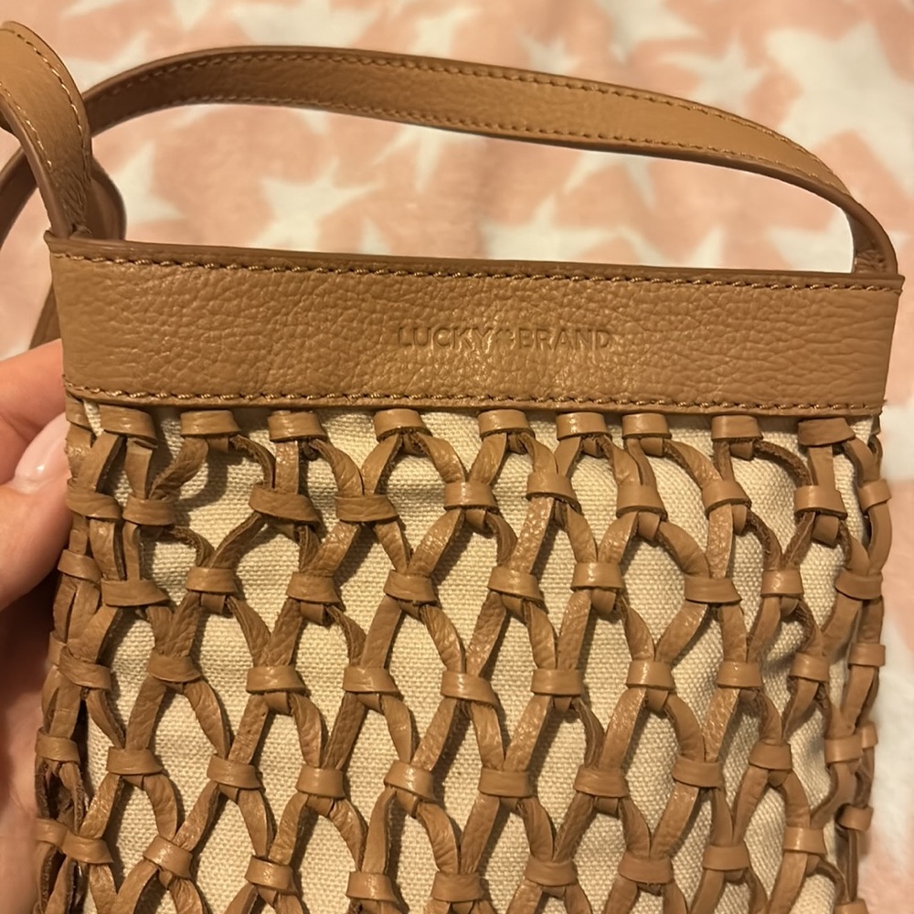 Lucky Brand Tassel crossbody - Picture 5 of 10